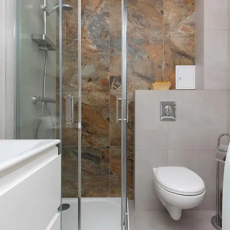 Old Town By Renters * ורשה